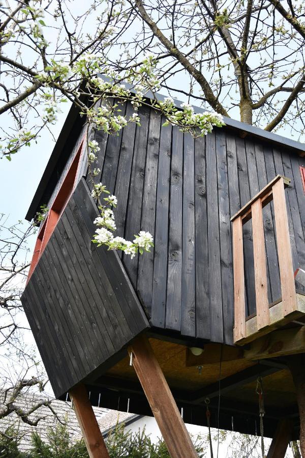 Lesnavesna Designer Apartment With A Garden Visoko  Exterior foto
